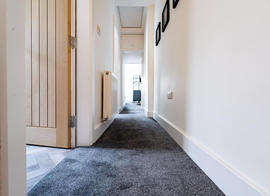 Isaacs View - First Floor Apartment 클리소프스 외부 사진
